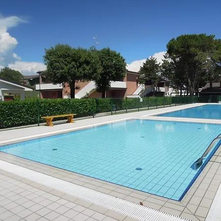 Cozy Flat In With Swimming Pools Apartment Bibione