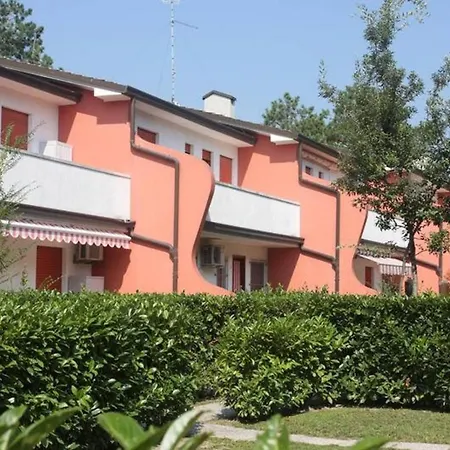 Apartment Cozy Flat In With Swimming Pools Bibione