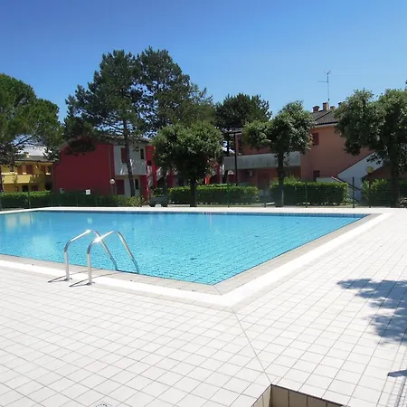 Apartmán Cozy Flat In With Swimming Pools *